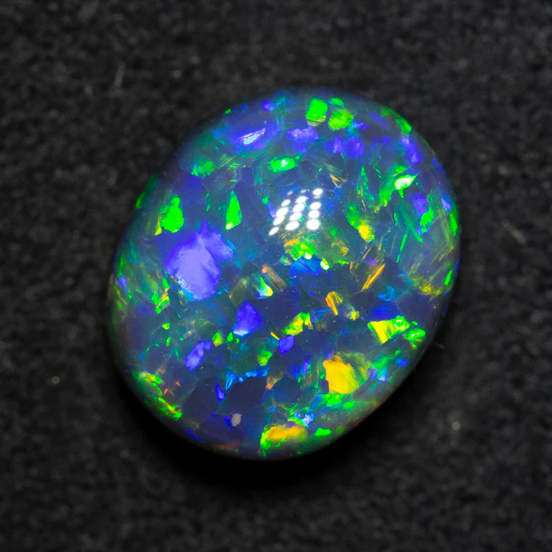 4.26 ct gem black opal 10.9x9.1x6.6mm - Image 3