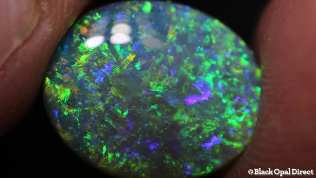4.41 ct semi black opal 14.8x12x4mm - Image 2
