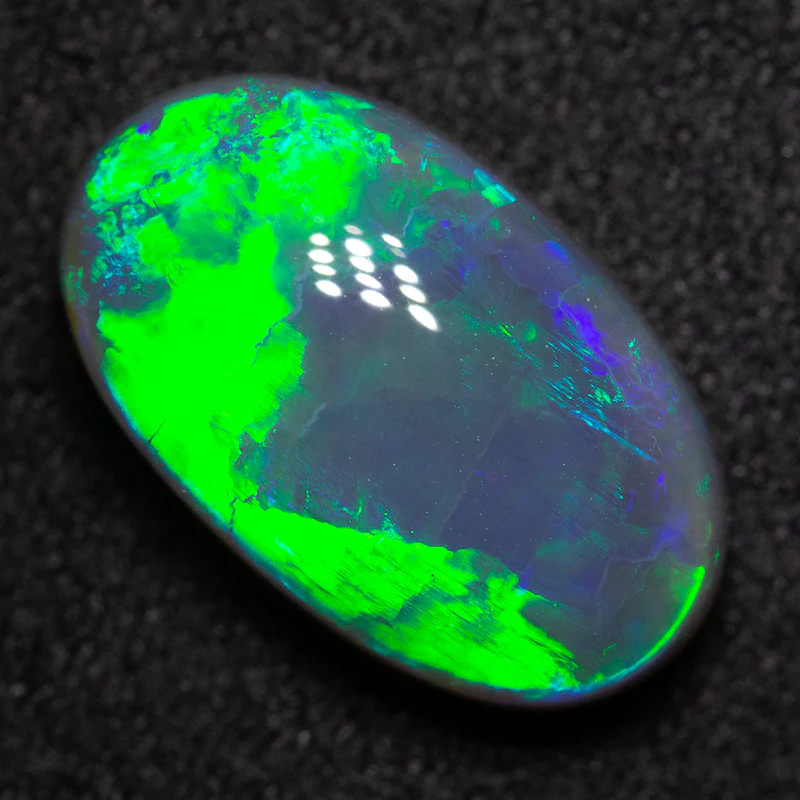 4.58 ct gem black opal 14.1x8.6x5.8mm - Image 2
