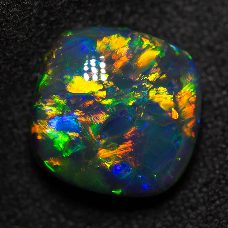 4.57 ct gem black opal 10.6x10.6x5.7mm - Image 2