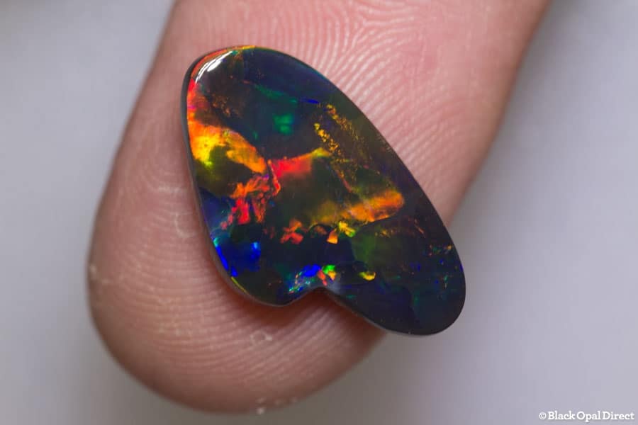 4.63 ct gem palette shape black opal - Image 3