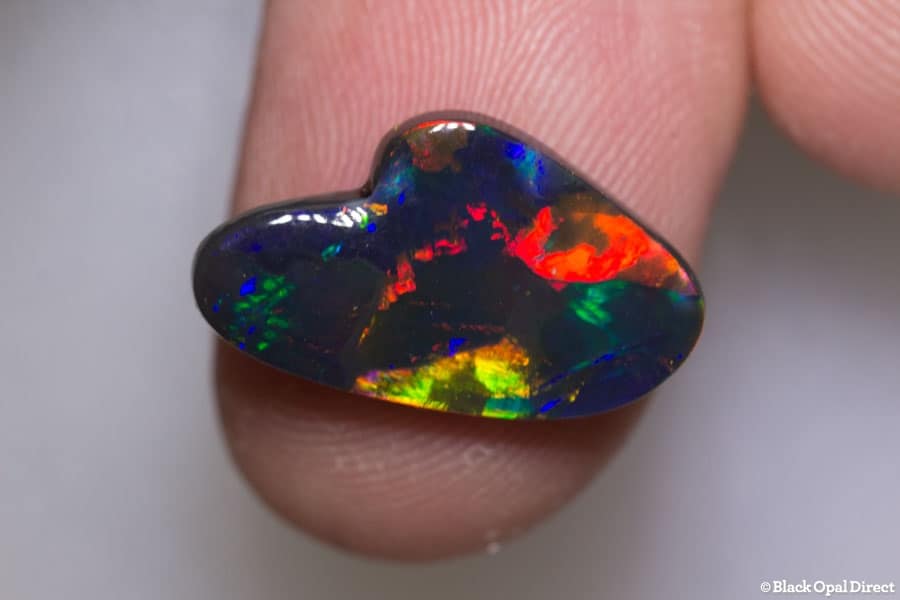 4.63 ct gem palette shape black opal - Image 4