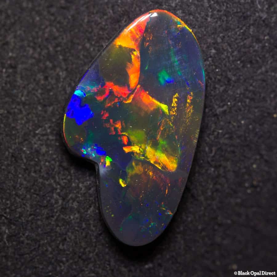 4.63 ct gem palette shape black opal - Image 9