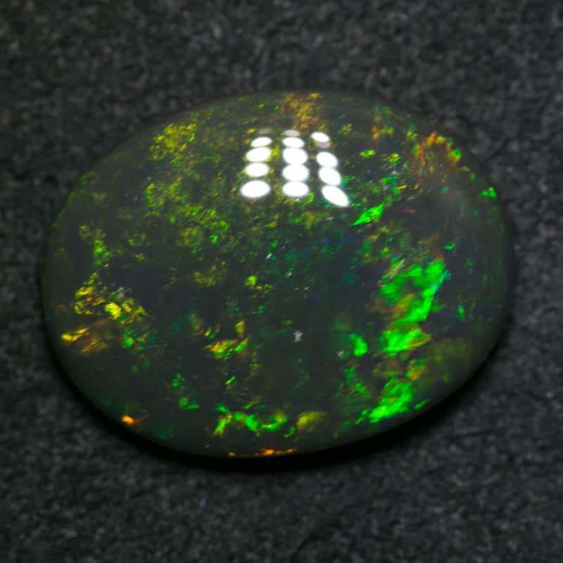 4.69 ct black opal 15x11.5x4mm - Image 3