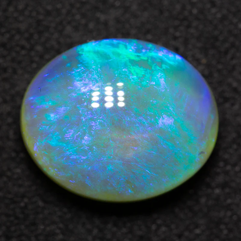 4.69 ct crystal opal 12.1x10x6.4mm - Image 2