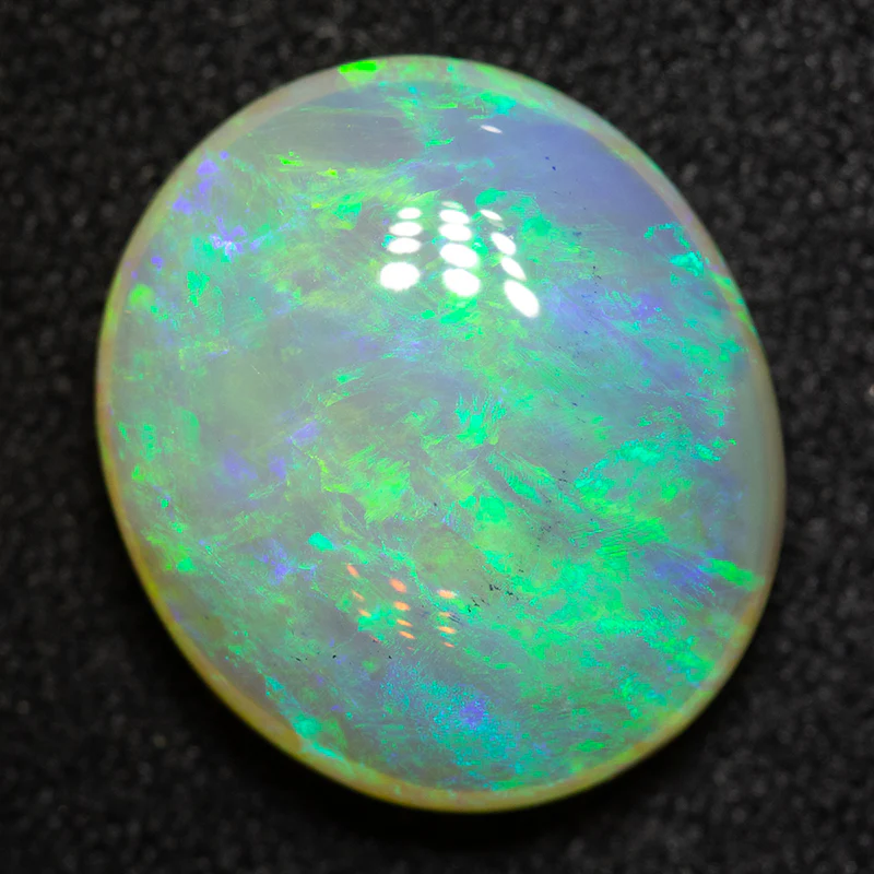 4.77 ct crystal opal 13.3x11.6x4.9mm - Image 3