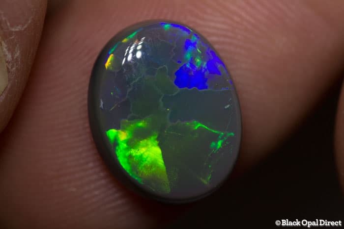4.81 ct semi black opal 13x11x5mm - Image 2