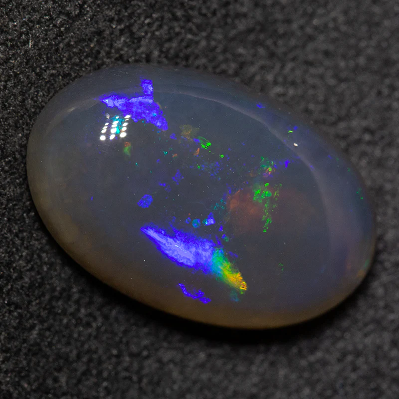 4.82 ct black crystal opal 15.2x9.6x5.1mm - Image 3