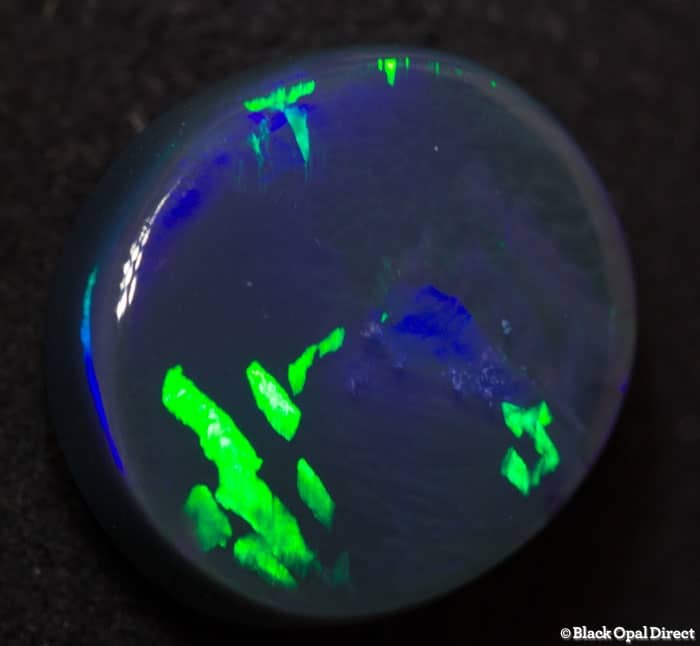 4.84 ct black opal with chinese writing 12.5x11.5x5mm Tim - Image 5