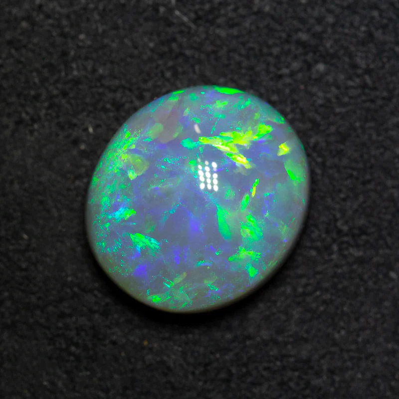 4.86 ct dark opal 12.2x11x5.8mm - Image 3
