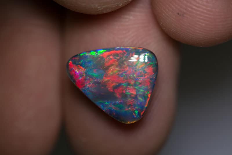 4.91 ct gem black opal for collectors 14x12x5mm - Image 2