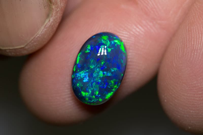 4.97 ct black opal gem 13x9x6mm - Image 2
