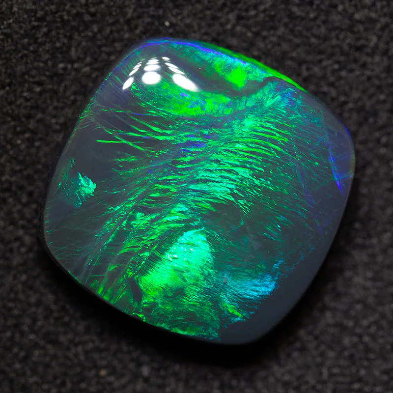 4.99 ct black opal 11.7x11.7x4.7mm - Image 2