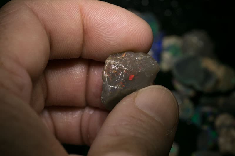 400 ct rough and rubbed opal parcel - Image 12