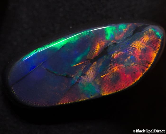 5.02 ct baroque gem black opal 18.5x8.5x4mm - Image 2