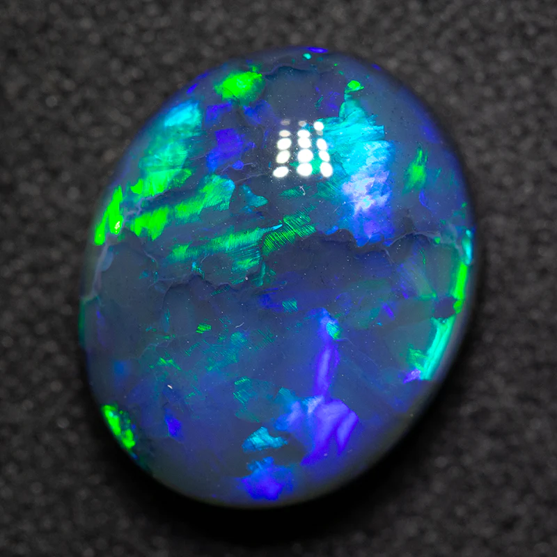 5.29 ct black opal 12.7x10.6x6.1mm - Image 2
