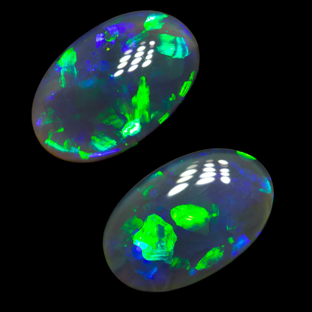 5.45 ct black opal pair 12.4x8x4.3mm - Image 2