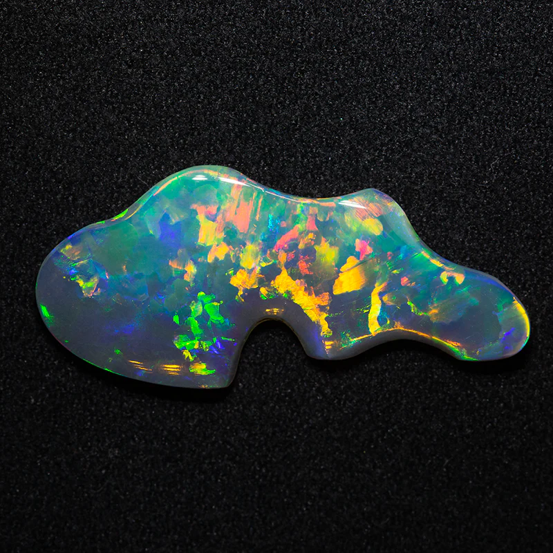 5.48 ct crystal opal carving 28x12.3x2.8mm - Image 2