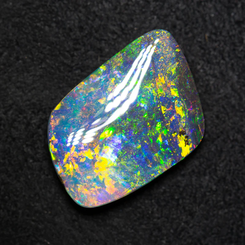 5.51 ct boulder opal 13.8x10.7x4.1mm - Image 3
