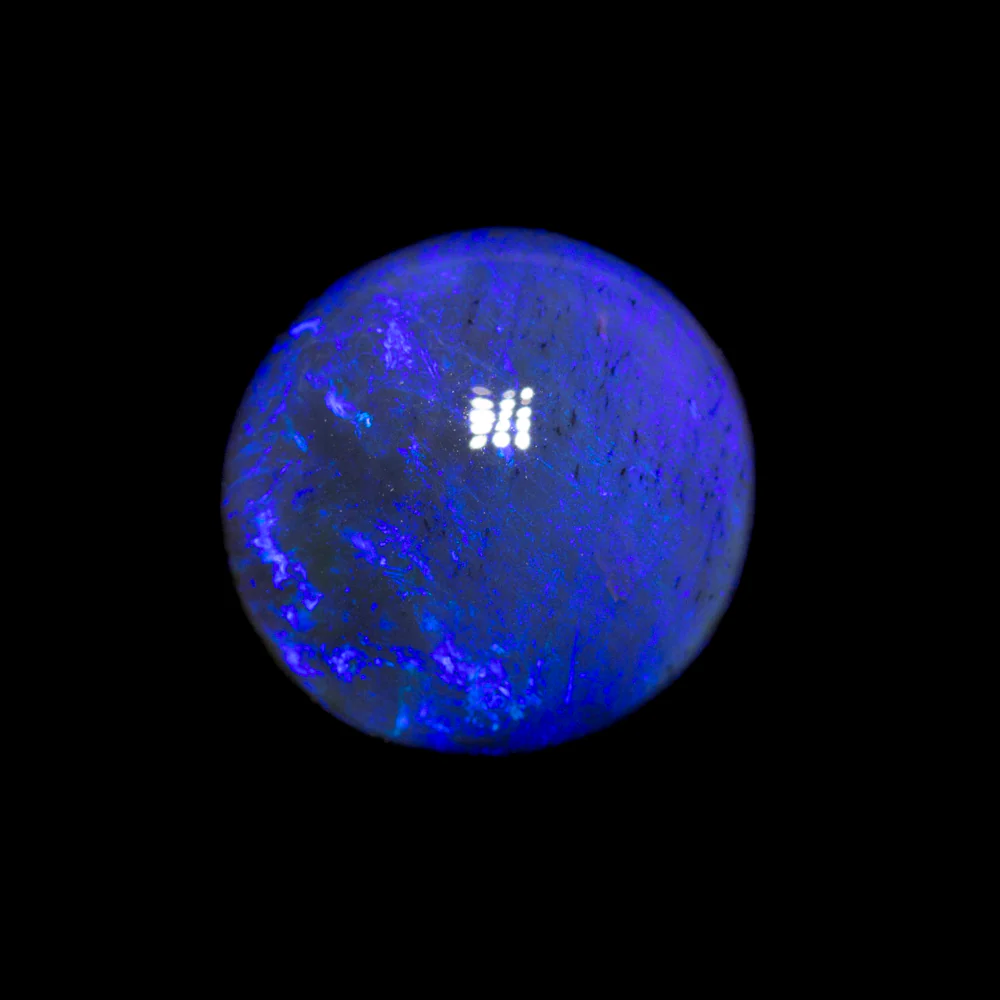 5.73 ct black opal 11.7x11.4x6.8mm - Image 2