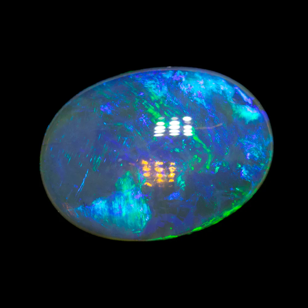 5.77 ct crystal opal 15.8x11.5x5.2mm - Image 2