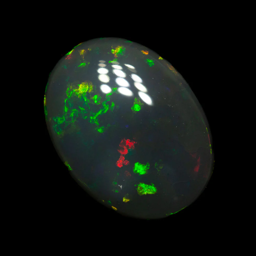 5.80 ct black opal 13.6x10.4x5.7mm - Image 2