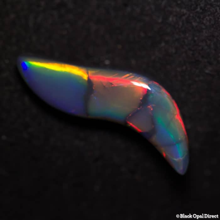 5.83 ct baroque gem black opal 23x8x6mm - Image 2
