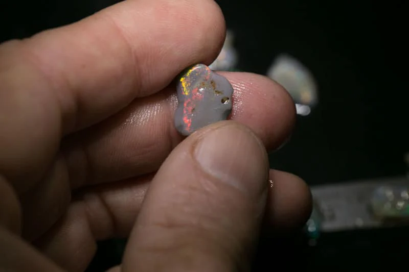55 ct  16pc rough opal parcel for intermediate cutters - Image 7