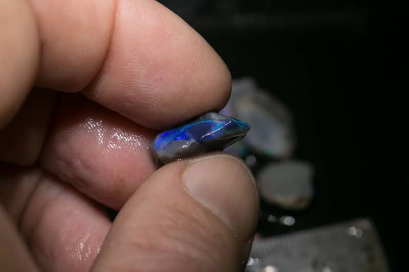 59 ct  14pc rough opal parcel for intermediate cutters - Image 2