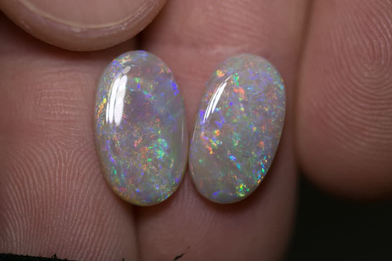 6.15 ct dark opal pair 15x9mm - Image 2