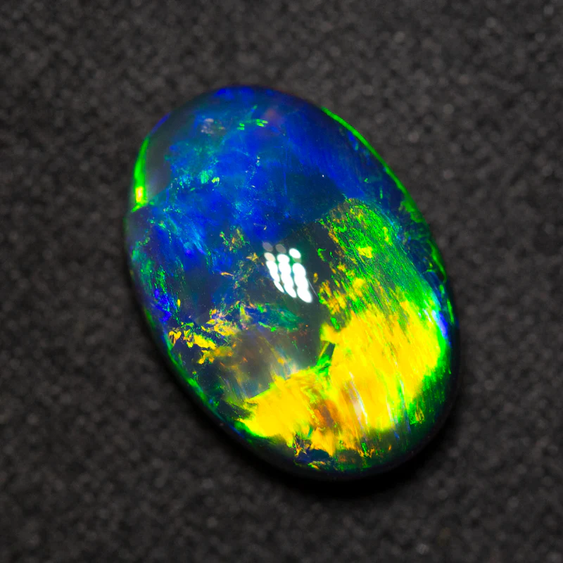 6.24 ct gem black crystal opal 15.1x10.5x6.3mm - Image 3