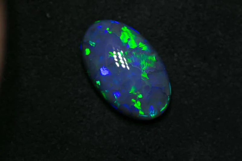 6.48 ct gem black opal 16.5x10x5mm - Image 3