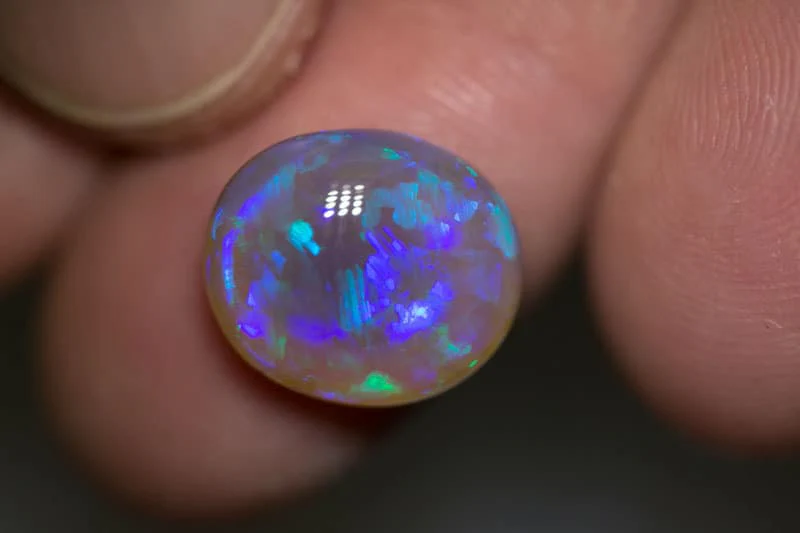 6.63 ct dark crystal opal 14x11x6.5mm - Image 4