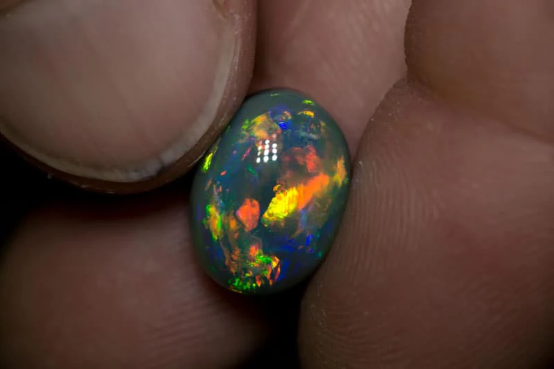 6.86 ct gem black opal 13.5x10x8mm - Image 2