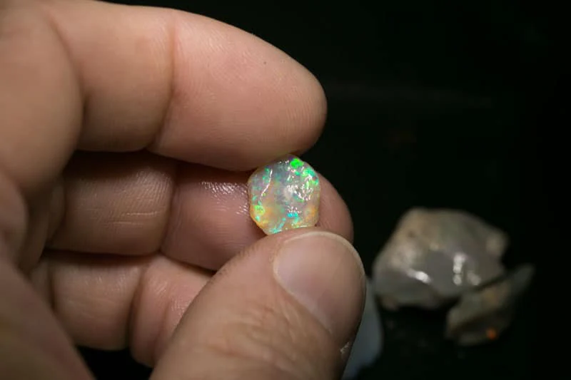 60 ct rough opal parcel - Image 4