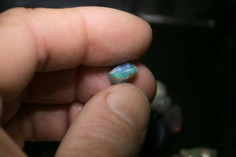 67 ct  17pc rough opal parcel for intermediate cutters - Image 7