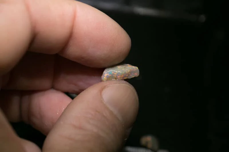67 ct  17pc rough opal parcel for intermediate cutters - Image 9