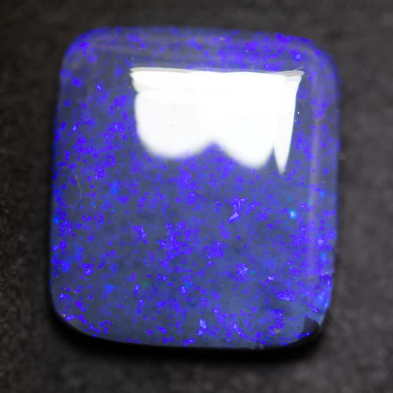 7.53 ct black opal 15.5x14x4mm - Image 2