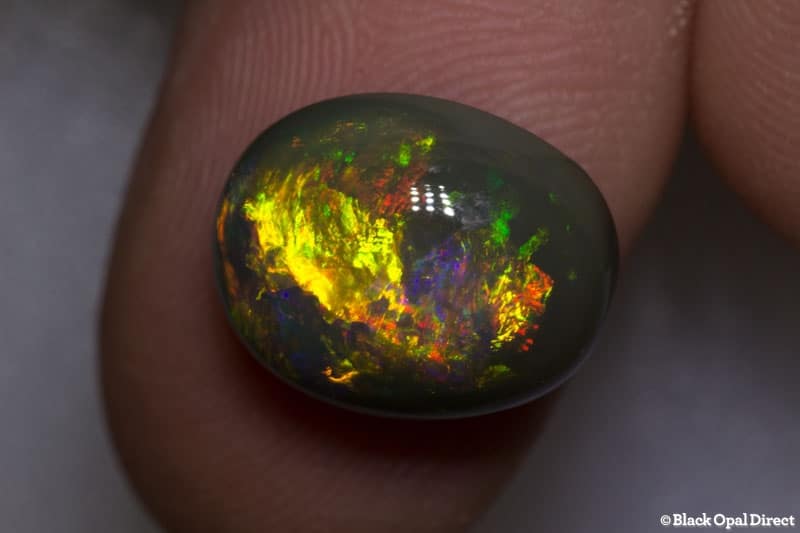 7.60 ct semi black opal high domed 14x11x8mm - Image 2