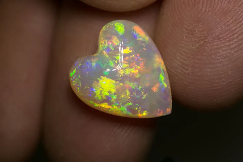 7.63 ct double sided crystal opal heart 15x13.5x7mm - Image 2