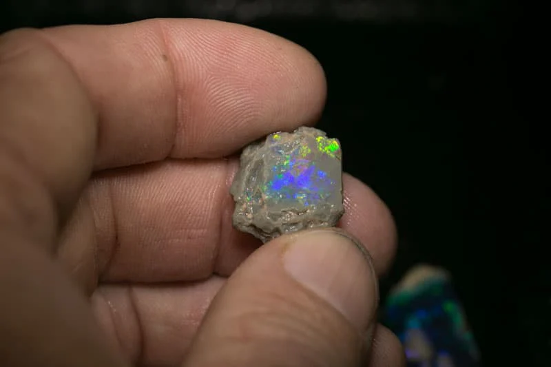 72 ct rough opal parcel 6 pc for the Intermediate opal cutter - Image 6
