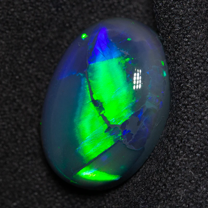 8.11 ct black opal 16.5x12x6mm - Image 2