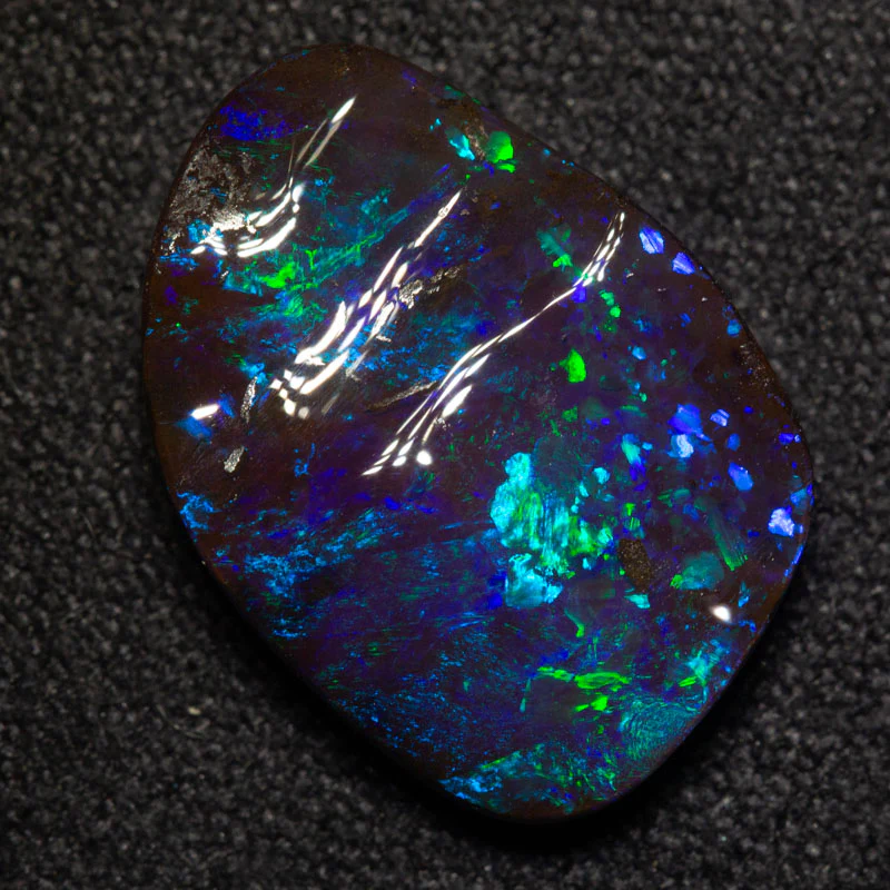 8.17 ct boulder opal 15.6x11.7x4mm - Image 2