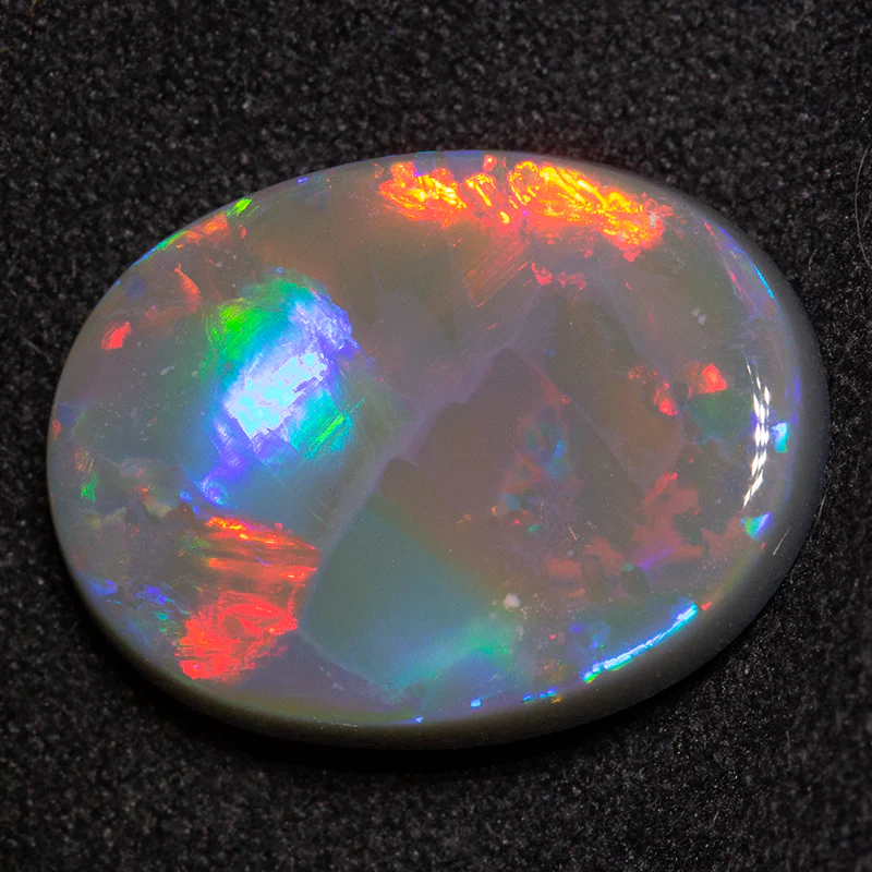 8.93 ct dark opal gem 18x13x5mm - Image 2