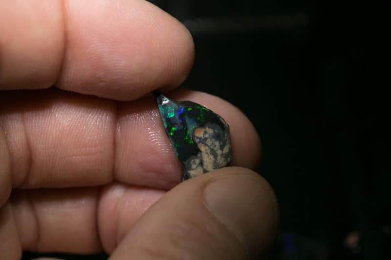 82 ct  13pc rough opal parcel for intermediate cutters - Image 3