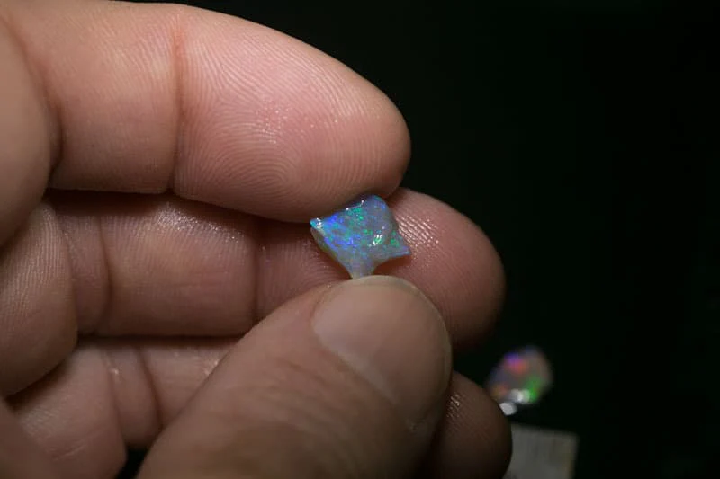 87 ct rough opal parcel 16pc for intermediate opal cutters - Image 8