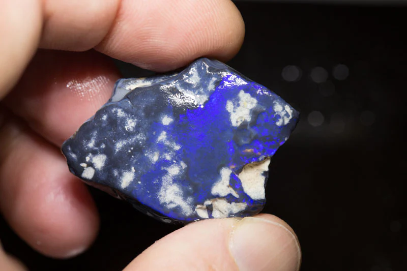 88.39 ct rough opal parcel 3pc - Image 2
