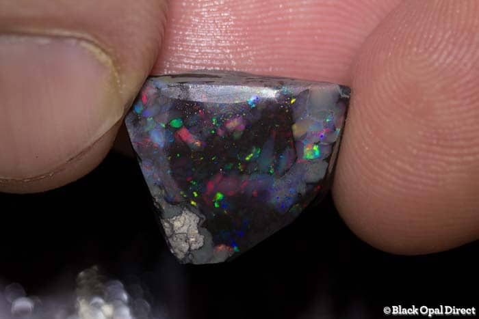 9.06 ct rubbed opal piece 17mm across - Image 2