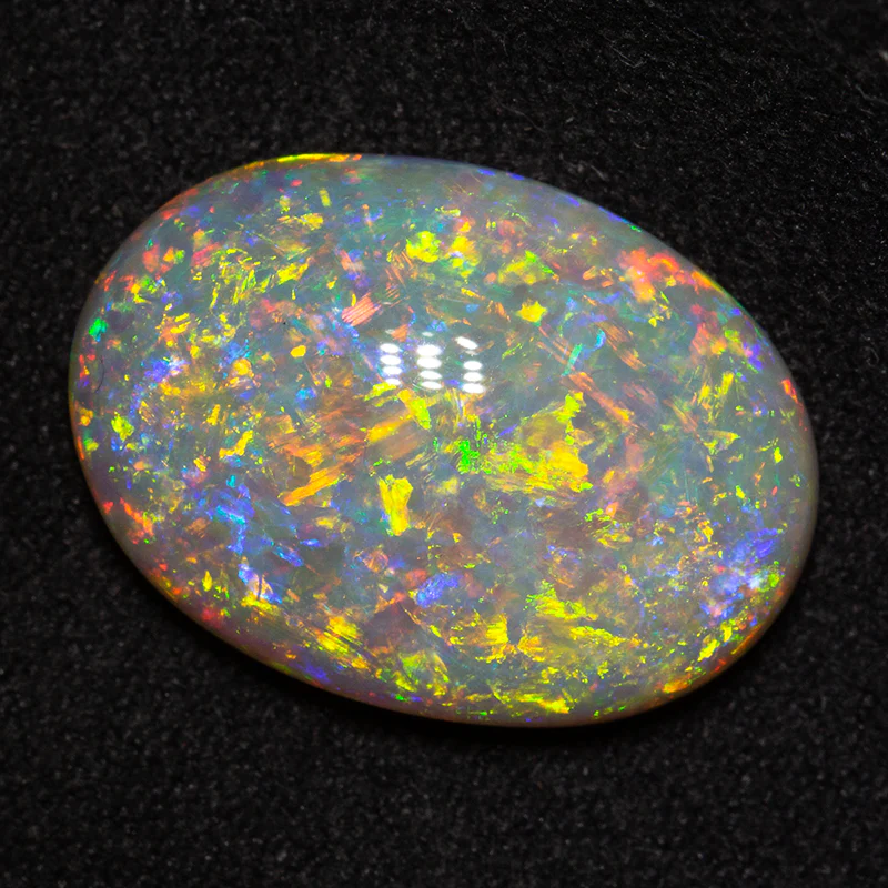 9.33 ct white opal 18.8x13.3x6mm - Image 3