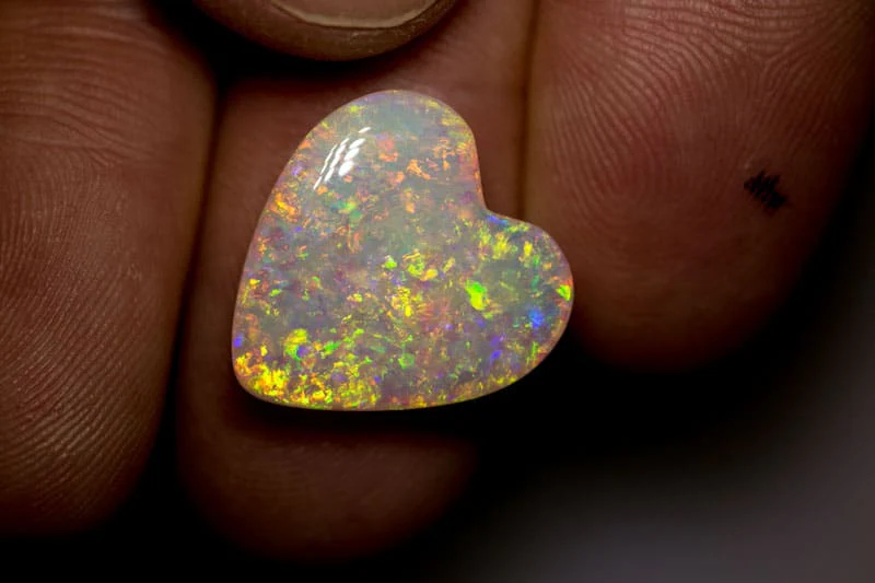 9.60 ct double sided crystal opal heart 18x17x5.5mm - Image 4